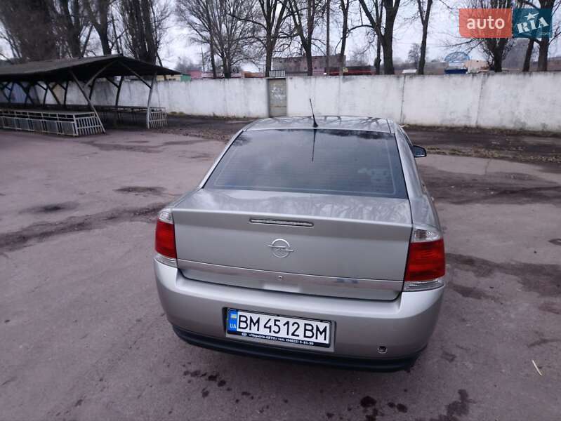Седан Opel Vectra 2004 в Конотопе