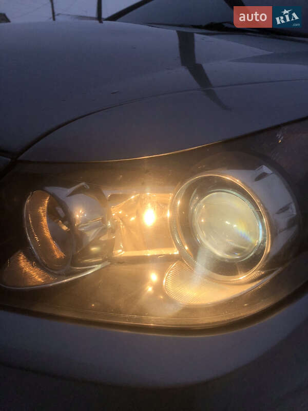 Седан Opel Vectra 2006 в Тульчине