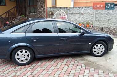 Седан Opel Vectra 2008 в Хусте