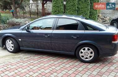 Седан Opel Vectra 2008 в Хусте