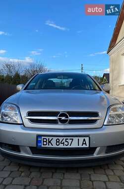 Седан Opel Vectra 2003 в Острозі