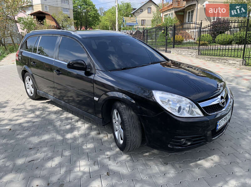 Универсал Opel Vectra 2006 в Трускавце