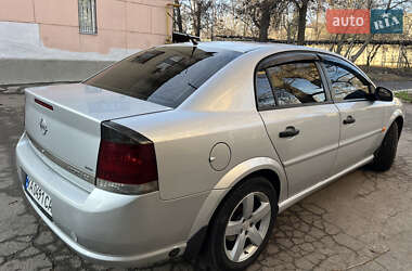 Седан Opel Vectra 2006 в Первомайске