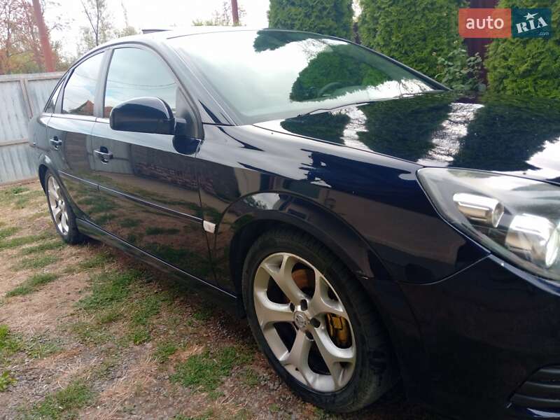 Седан Opel Vectra 2006 в Королеві