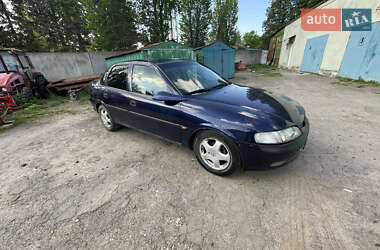 Седан Opel Vectra 1998 в Львове