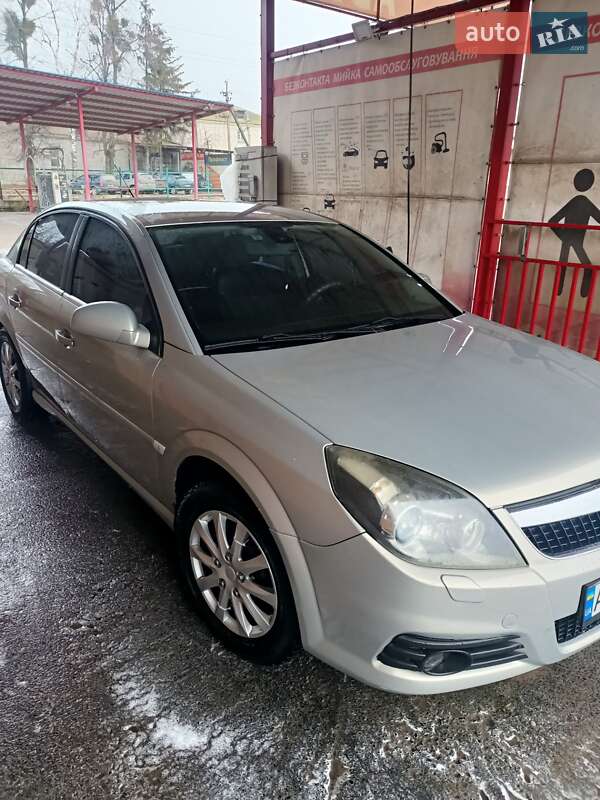 Седан Opel Vectra 2008 в Тростянці