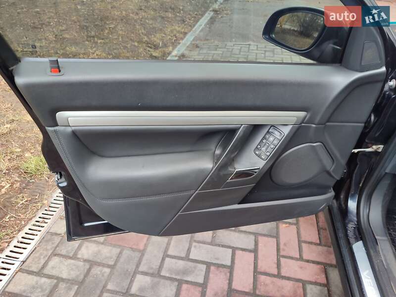 Седан Opel Vectra 2008 в Смеле