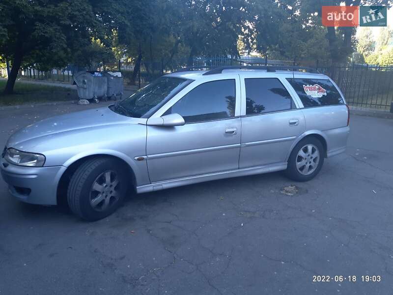 Універсал Opel Vectra 2001 в Києві