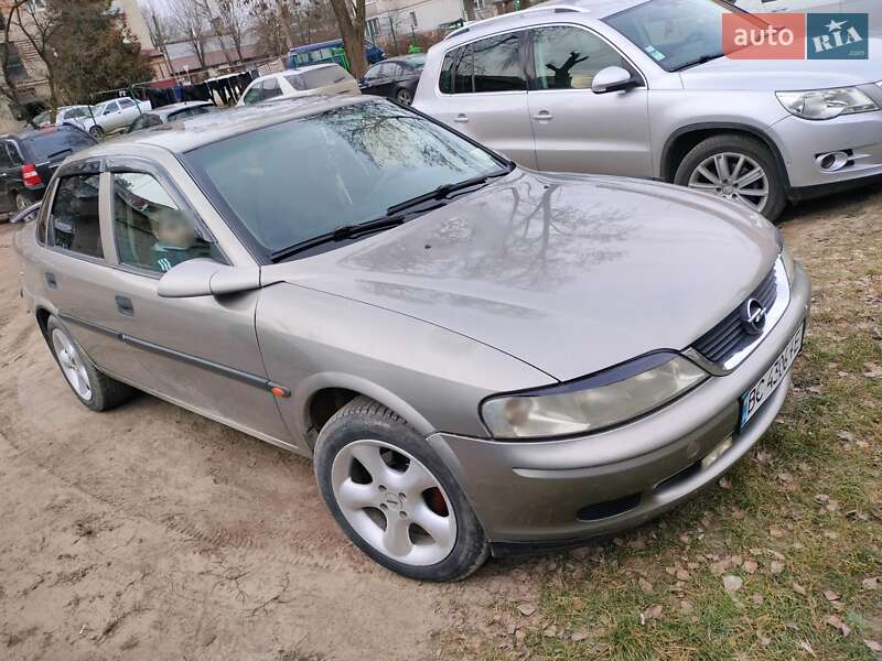 Седан Opel Vectra 1996 в 