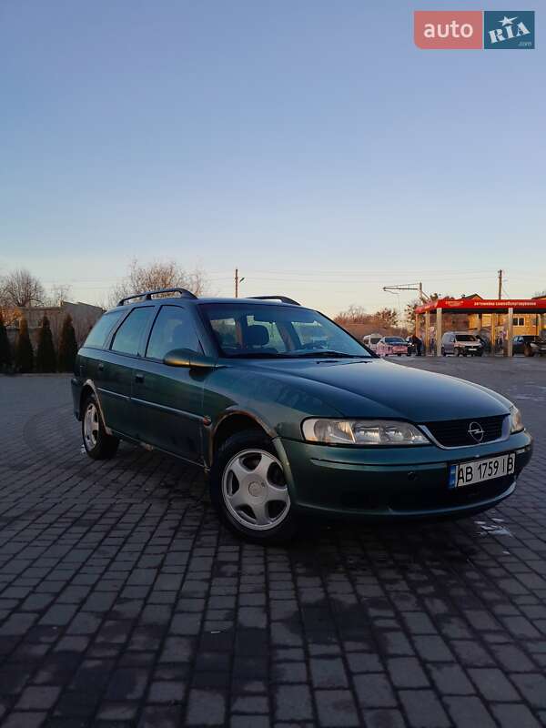 Універсал Opel Vectra 1999 в Іллінцях