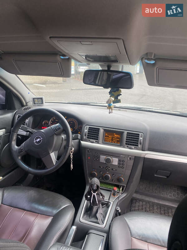 Седан Opel Vectra 2008 в Кам'янському фото 11 Седан Opel Vectra 2008 в Кам'янському