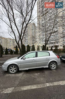 Лифтбек Opel Vectra 2004 в Киеве