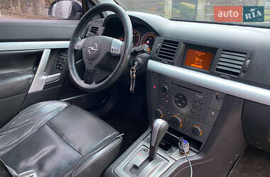 Ліфтбек Opel Vectra 2003 в Коломиї