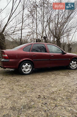 Седан Opel Vectra 1997 в Могилів-Подільському