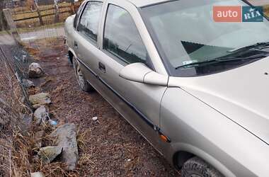 Седан Opel Vectra 1997 в Рокитном