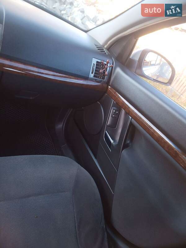 Седан Opel Vectra 2005 в Малине