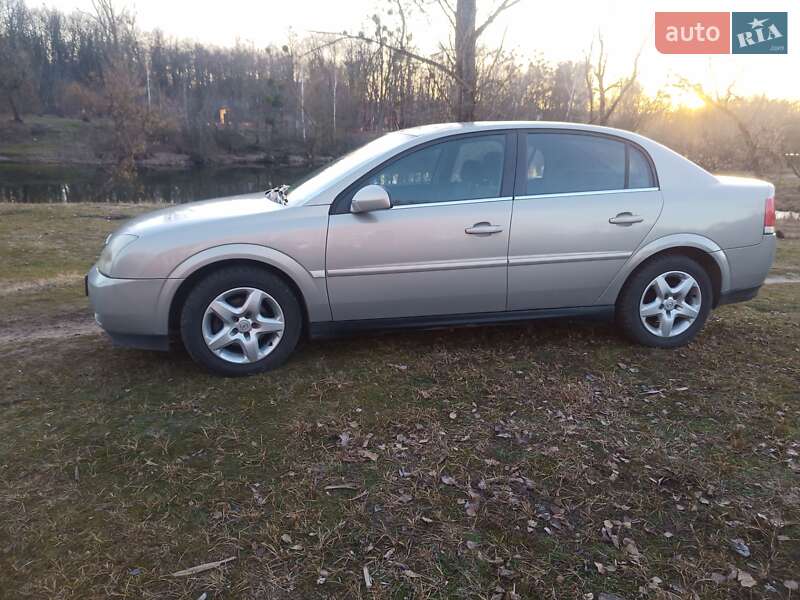 Седан Opel Vectra 2005 в Малине