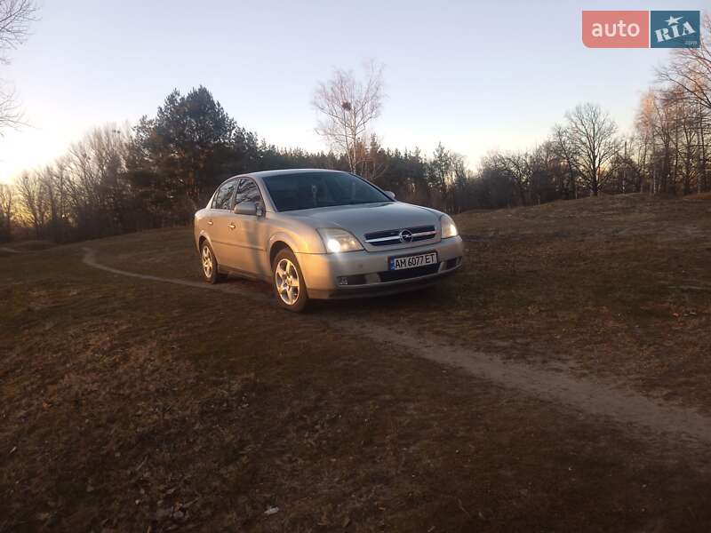 Седан Opel Vectra 2005 в Малине