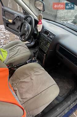 Седан Opel Vectra 1993 в 