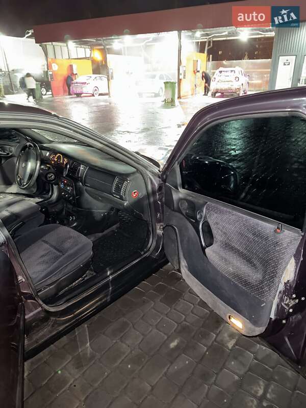 Седан Opel Vectra 1998 в Харькове