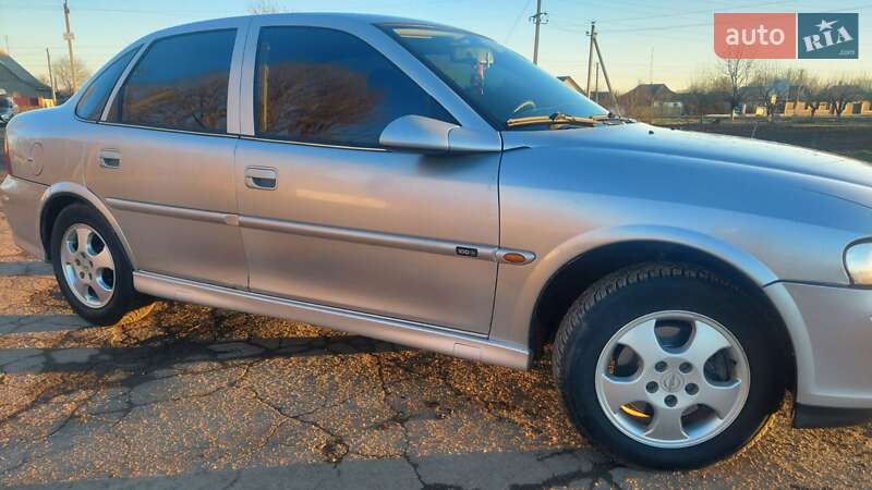 Седан Opel Vectra 2000 в Монастырище