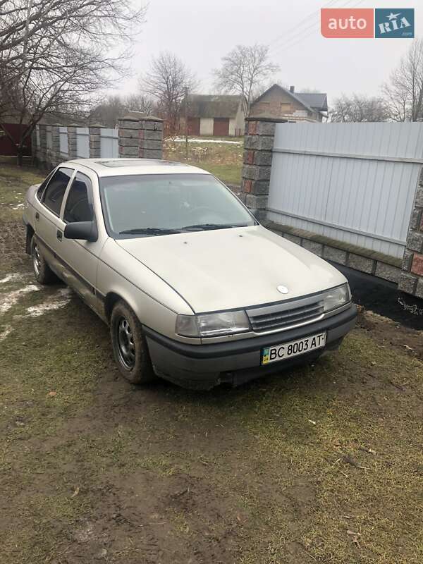 Седан Opel Vectra 1992 в Кременце
