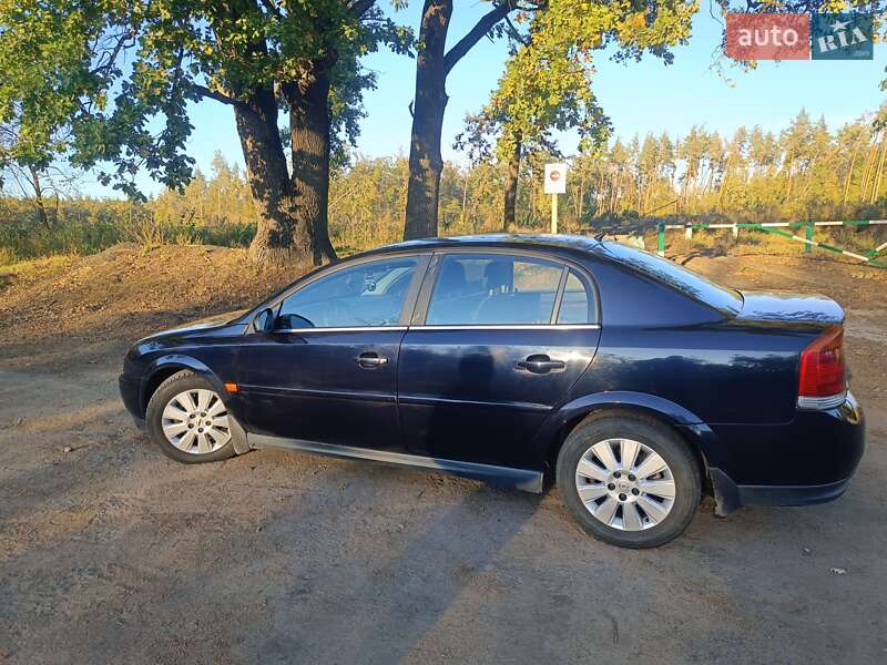Седан Opel Vectra 2003 в Ватутіному