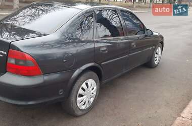 Седан Opel Vectra 1997 в Ромнах