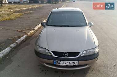 Ліфтбек Opel Vectra 1996 в Дрогобичі