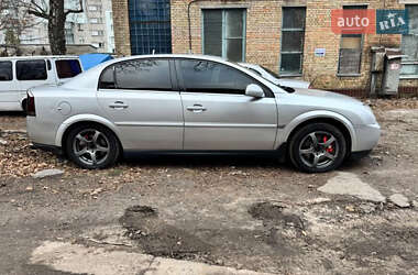 Седан Opel Vectra 2005 в Киеве