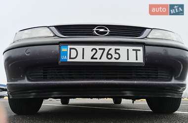 Универсал Opel Vectra 1996 в 