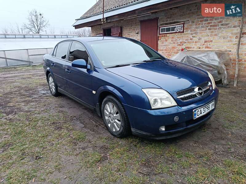 Седан Opel Vectra 2004 в 