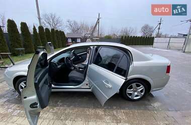 Седан Opel Vectra 2007 в Львові