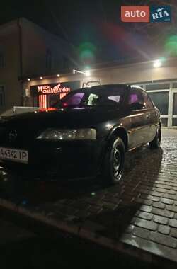 Седан Opel Vectra 2000 в Золотоноше