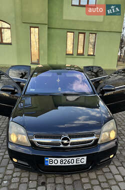Лифтбек Opel Vectra 2003 в 