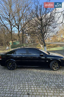Лифтбек Opel Vectra 2003 в 