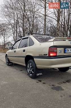 Седан Opel Vectra 1993 в Костопілі