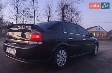 Седан Opel Vectra 2004 в Охтирці