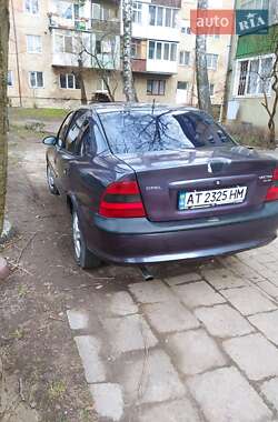 Седан Opel Vectra 1996 в Коломиї