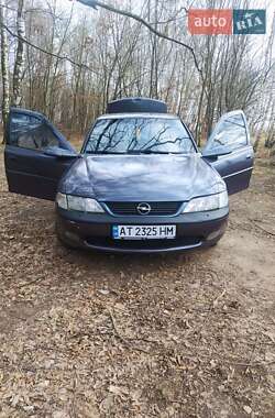 Седан Opel Vectra 1996 в Коломиї