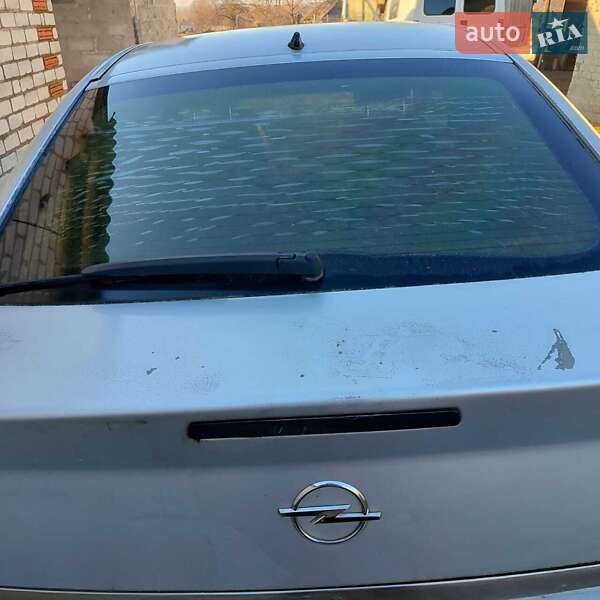 Седан Opel Vectra 2005 в Ковелі