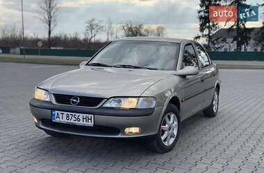 Седан Opel Vectra 1996 в Коломиї