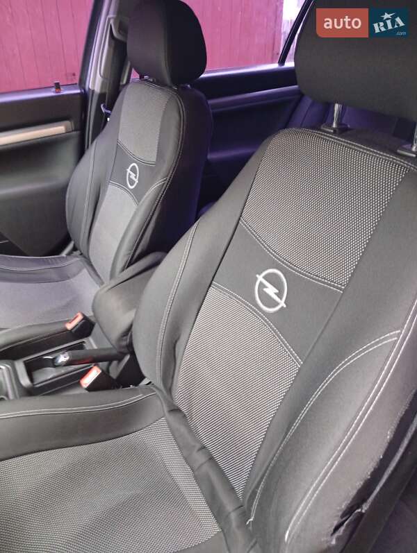 Седан Opel Vectra 2008 в Малине