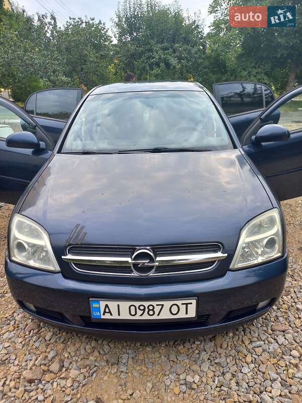 Седан Opel Vectra 2003 в Оратові