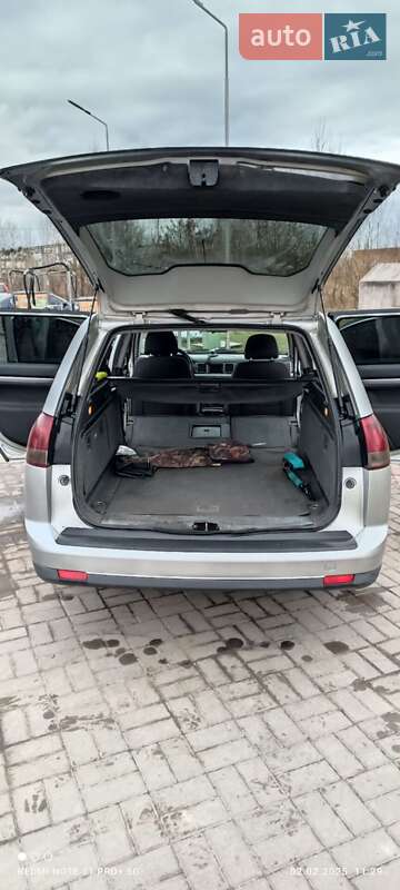 Універсал Opel Vectra 2003 в Нововолинську