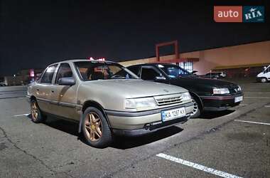 Седан Opel Vectra 1989 в Киеве