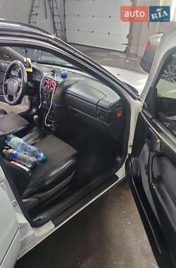 Універсал Opel Vectra 1995 в 