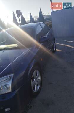 Седан Opel Vectra 2003 в Киеве