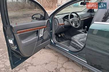 Седан Opel Vectra 2003 в 