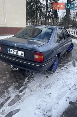 Седан Opel Vectra 1989 в 
